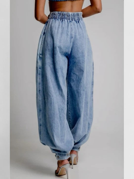 Ari Women's Jeans | High-Waisted Wide Baggy Fit, Pleated Details 1