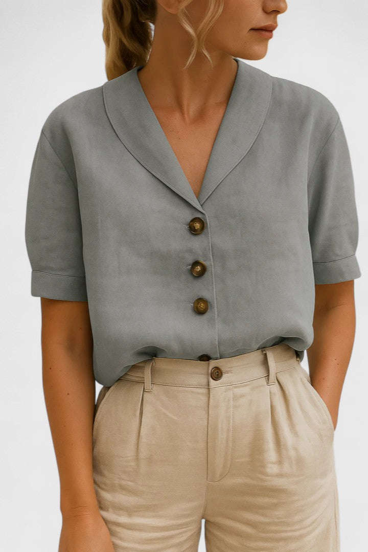 Chic Women's Blouse | Lightweight and Versatile 2