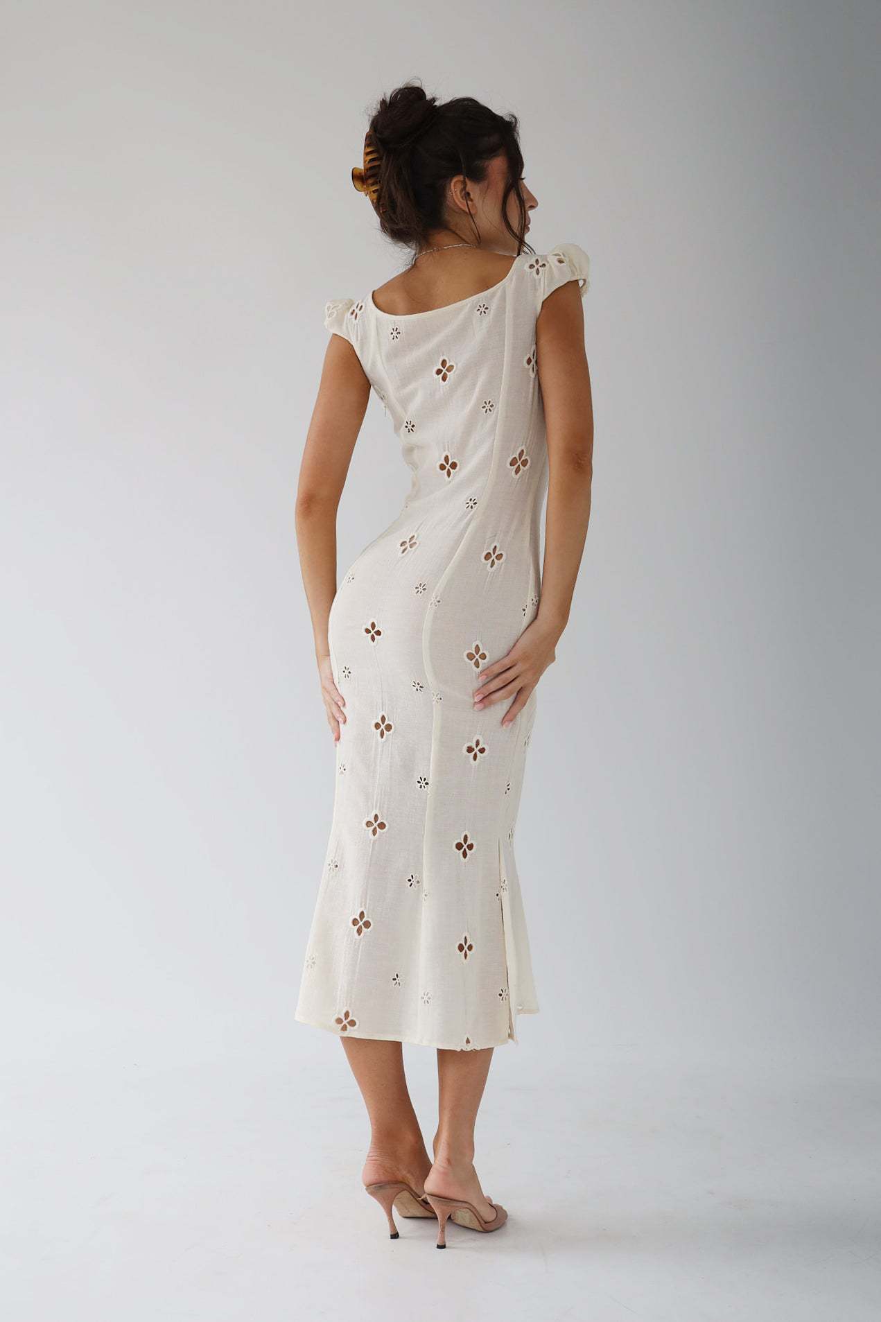 Elegant Women’s Mermaid Dress | Flattering Silhouette for Special Occasions 5