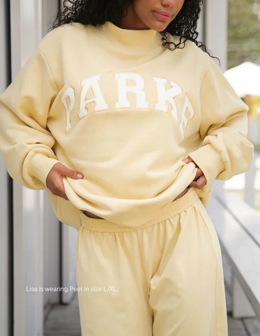 Meya | Women's Oversized Crewneck Sweater
